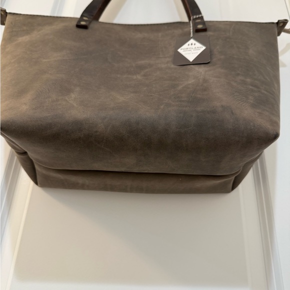 NWT Portland Leather Goods Tote in Dark Brown/Gray - Picture 2 of 8